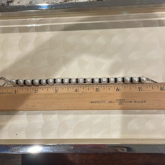 Fresh water pearls and Swarovski crystals bracelet - Picture 7 of 7